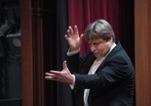 simfonicheskij-orkestr-belgorodskoj-filarmonii-nigmatullin