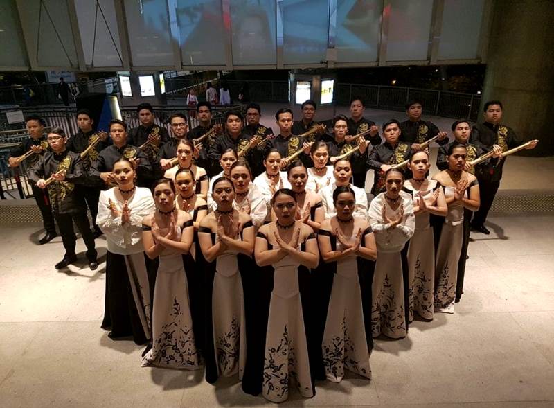 Mapúa Cardinal Singers – смешанный хор из Манилы, столицы Филиппин.
